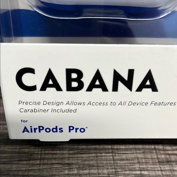 MVMT | “Cabana” IPhone & AirPods Case Set - Picture 3 of 6